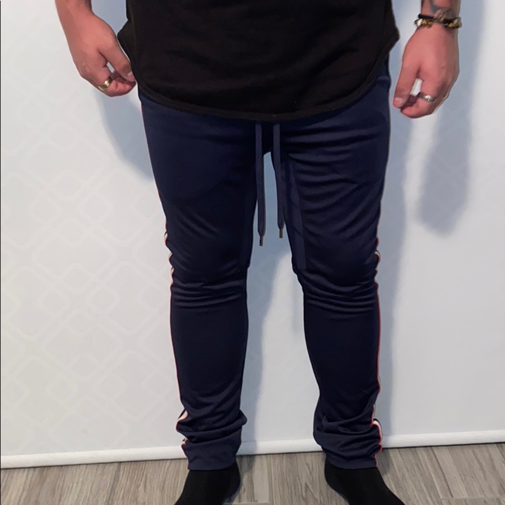 Drawstring sweatpants